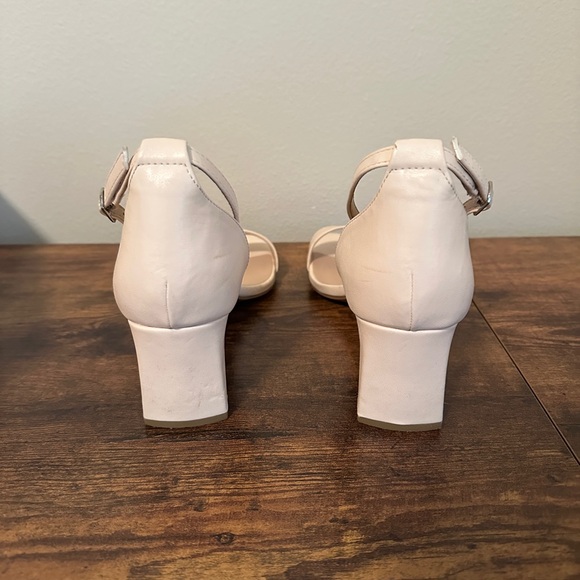 DREAM PAIRS Women's Chunk Low Heel Pump Sandals - Picture 4 of 11